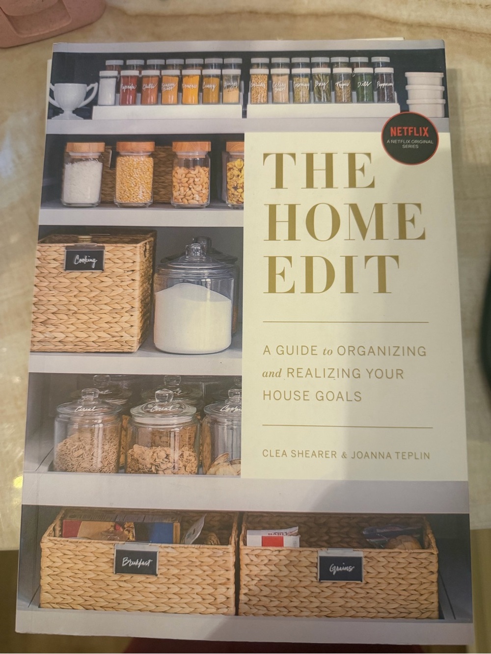 The Home Edit Organizer Guide – Cream Cover